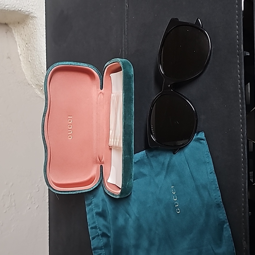 Gucci Shades